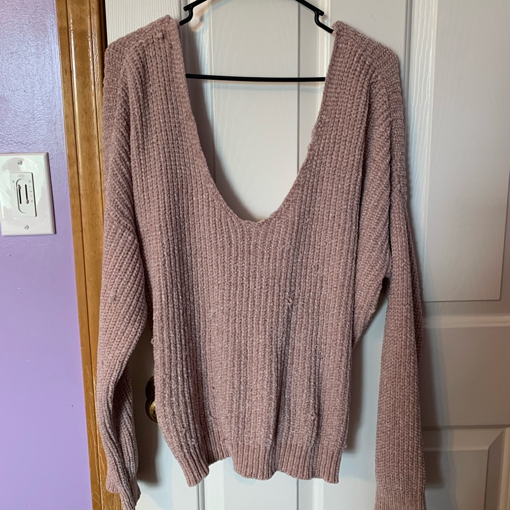 small Forever 21 light pink cross back sweater
